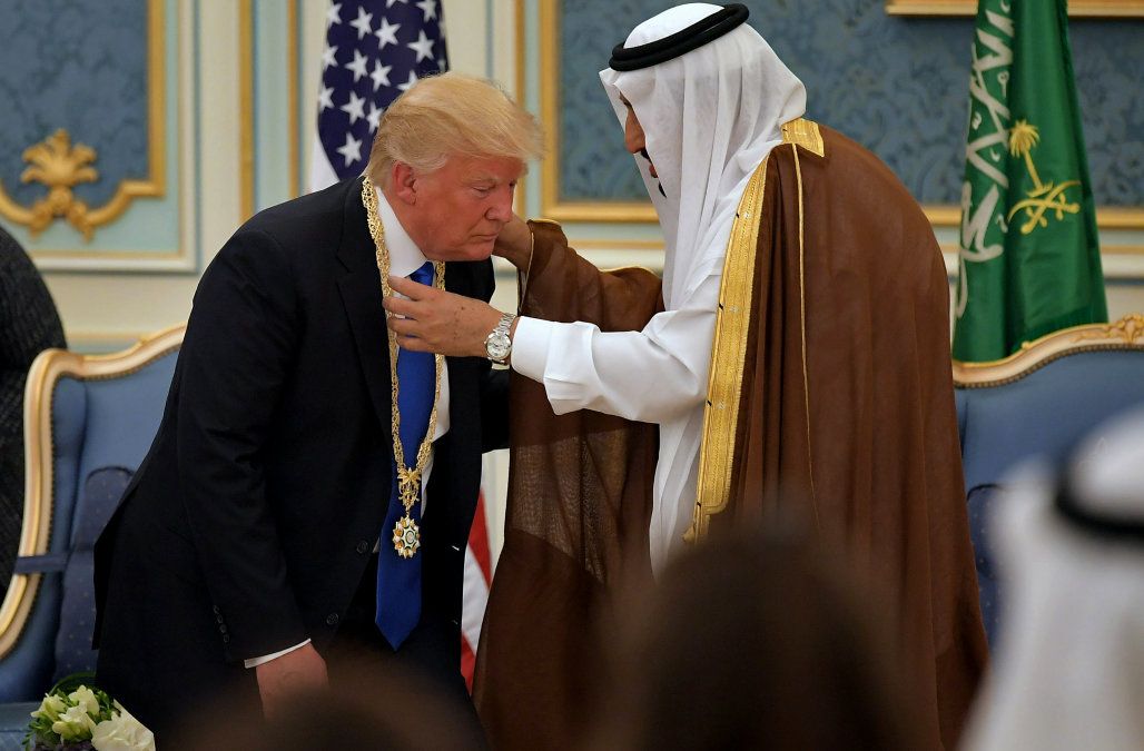 “Abu Trump Al Ameriki”  Dapat Kontrak Besar Penjualan Senjata Ke Saudi